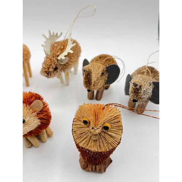 8 Buri Bristle Brush Christmas Animal Ornaments Elephants Owl Dog Lion & Other - Picture 4 of 4